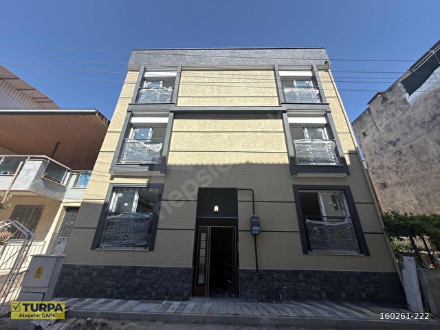 Çiğli Balatçıkda 1+1 Sıfır Arakat Satılık Daire