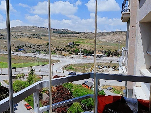 YAŞAMKENTİN EN MERKEZİ KONUMUNDA GÜLBENG SİTESİNDE 4+1 DAİRE - Görsel 11