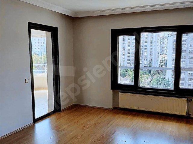 YAŞAMKENTİN EN MERKEZİ KONUMUNDA GÜLBENG SİTESİNDE 4+1 DAİRE - Görsel 15