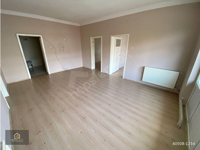 PEKESENDEN KUYUYAZISI CADDESİ ÜZERİNDE ARA KAT ÖN CEPHE DAİRE - Görsel 4