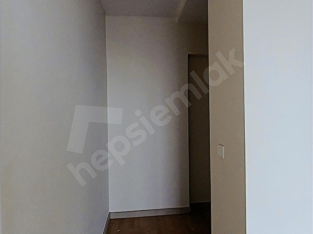 KOZA PARK KINALIDA GÖL MANZARALI NET 134M2 3 ADET BALKONLU 2.5+1 - Görsel 7