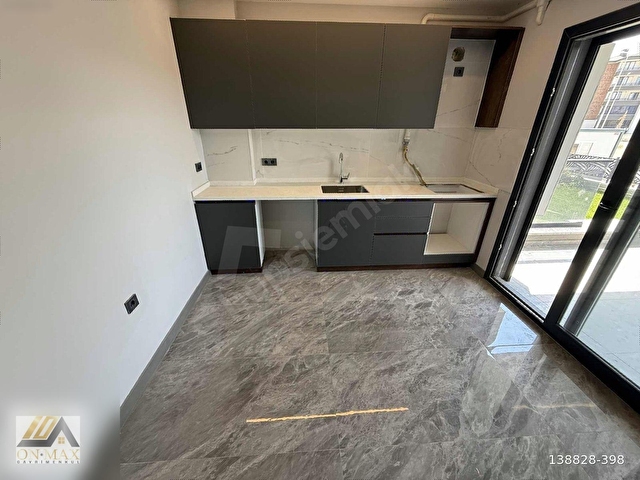 ONMAX BAHÇELİEVLERDE SATILIK SIFIR 2+1 225 M2 BAHÇELİ LÜX DAİRE - Görsel 3