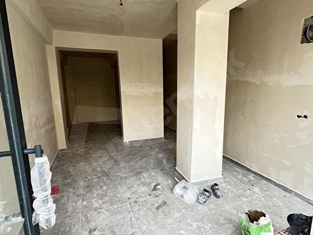 KADIKÖY MERDİVENKÖY ŞAİR ARŞİ CADDE ÜZERİNDE SATILIK İŞYERİ - Görsel 3