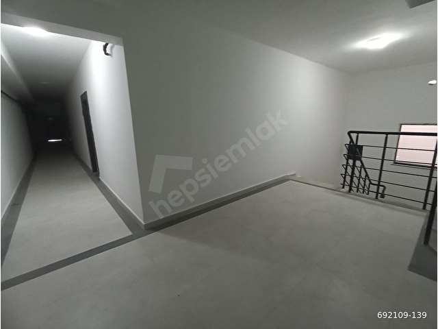 AYBÜ Yakını Cadde Üzerinde Kiralık Lüks 1+1 Daire - Görsel 25
