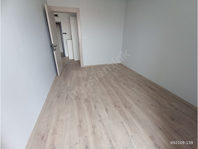 AYBÜ Yakını Cadde Üzerinde Kiralık Lüks 1+1 Daire - Görsel 12
