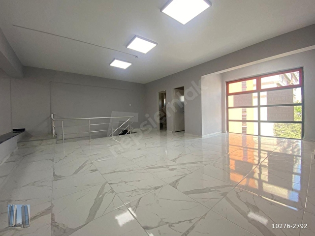 EM-OF EMLAKTAN LÜKS YAPILI MASRAFSIZ 200 m2 KÖŞE KİRALIK OFİS - Görsel 3