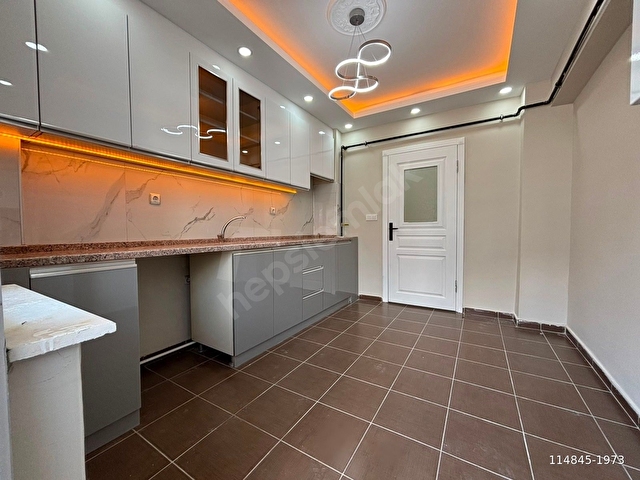 ARİF YALDIZ CADDE YAKINI | KREDİYE UYGUN | FULL YAPILI 4+1 DAİRE - Görsel 5