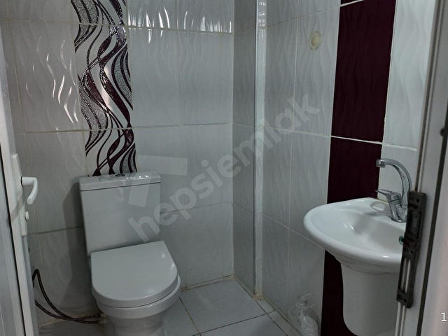 Bornova İnönü Mahallesinde Bahçeli 3+1 Daire Kiralık - Görsel 6