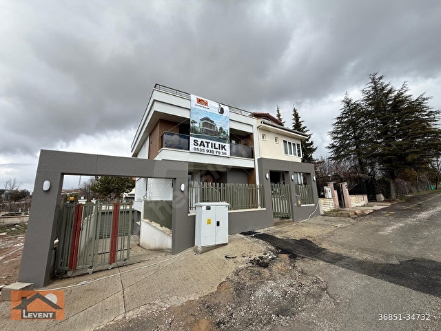 LEVENTTEN İNCEK BULVARI YAKINI 8+2+5 BANYOLU KAPALI OTOPARKLI YERDEN ISITMALI ASANSÖRLÜ SIFIR VİLLA - Görsel 2