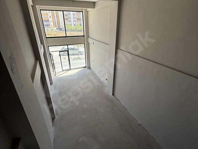 ÇİKAN GAYRİMENKULDEN BELKIZ CADDE ÜSTÜ SATILIK DÜKKAN - Görsel 3