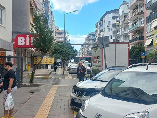 Balçova Sakarya Caddesi Üzerinde Satılık 155 M2. Dükkan - Görsel 20