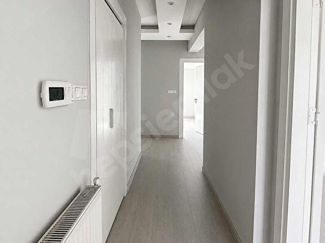 TAKASLI GENİŞ TERASLI DAİRE - Görsel 15