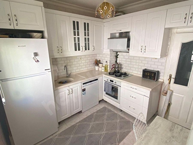 HASTANE ARKASI CUMHURİYETDE MASRAFSIZ FERAH DAİRE - Görsel 9