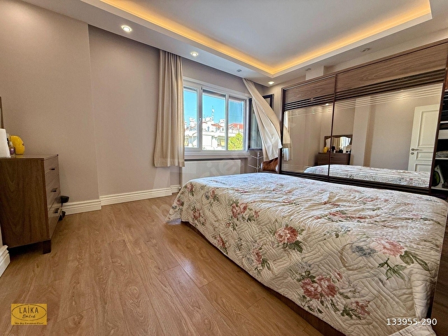 Laikadan Teras Kullanımlı Deniz Manzaralı 375m² 6+2 Dubleks - Görsel 16