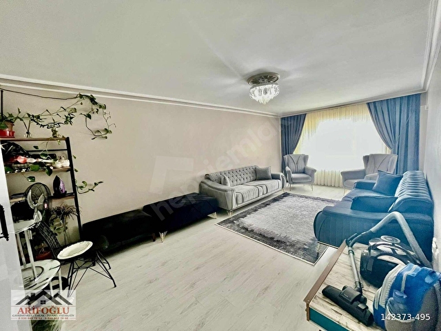 ARİFOĞLUDAN SAĞDUYU CADDEDE ASANSÖRLÜ FULL YAPILI GENİŞ m2 3+1