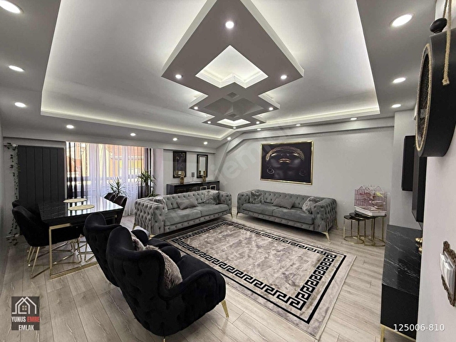 71 EVLER MAHALLESİ ÖZEL YAPIM 240 M2 ULTRA LÜX 5+1 DAİRE