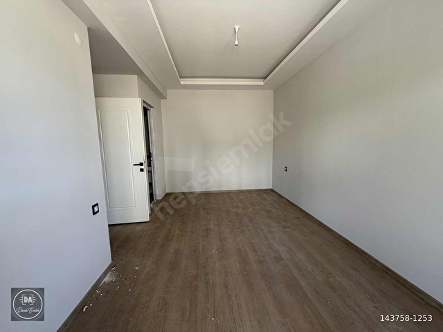Büyükkolpınarda satılık 3 + 1 yerden ısıtmalı daire - Görsel 17
