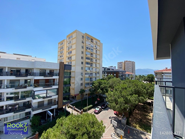 Karşıyaka Bostanlı Sıfır Bina Deniz Manzaralı Kiralık 1+1 Daire - Görsel 28