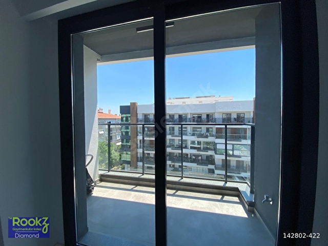 Karşıyaka Bostanlı Sıfır Bina Deniz Manzaralı Kiralık 1+1 Daire - Görsel 22