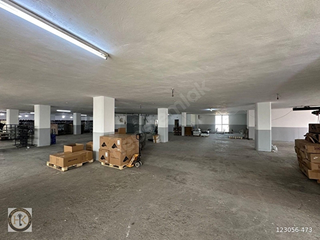 Sultangazi 2. Cebeci Mahallesi 1100 m² Kiralık Ofis - Görsel 2