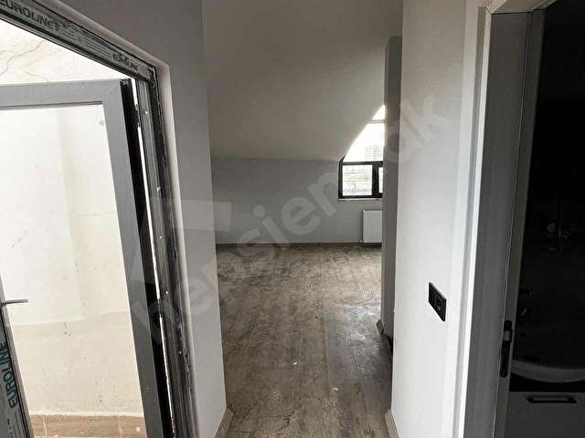 REALİTE TAPUDAN LÜKS KİRALIK TERASLI DUBLEKS - Görsel 18