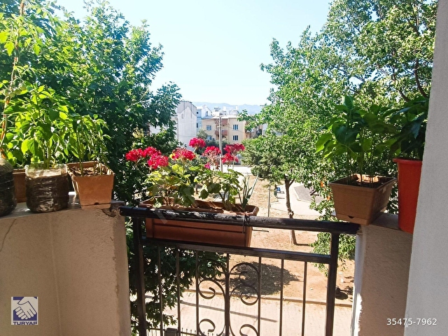 Bornova Mevlana Mah.de 3+1 Site içerisinde Ferah Satılık Daire - Görsel 18