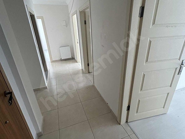 17 YELÜL MAH. 3+1 KÖŞE BAŞI 120 M2 ARA KAT KİRALIK DAİRE - Görsel 15
