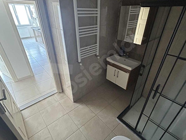 17 YELÜL MAH. 3+1 KÖŞE BAŞI 120 M2 ARA KAT KİRALIK DAİRE - Görsel 25