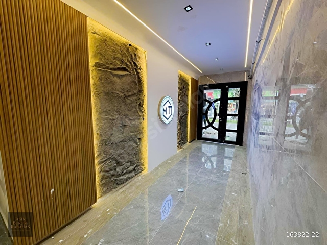 VİTRİN PARKTA CADDE ÜZERİ 3+1 YERDEN ISITMALI SIFIR DAİRE - Görsel 6