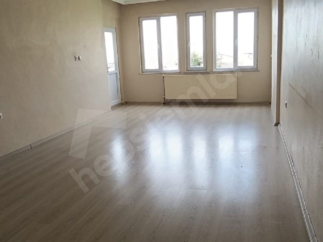 Tekirdağ süleymanpaşa zafer mahallesi site içerisinde 2+1 kiralık daire