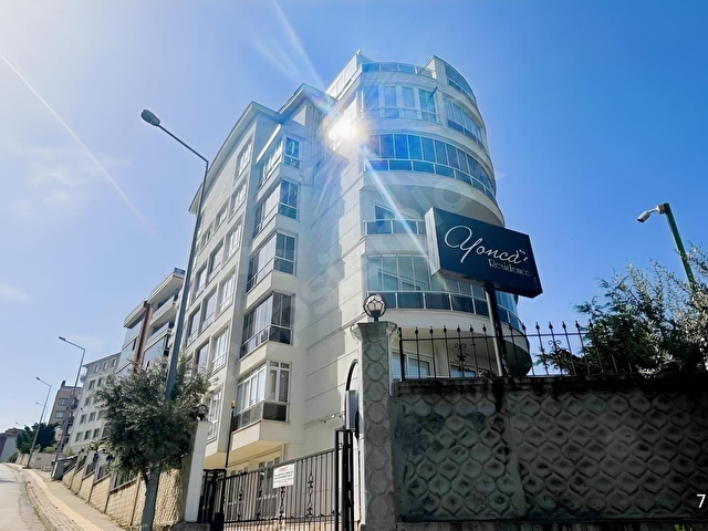 MUDANYA GÜZELYALIDA BAHÇE KULLANIMLI 2+1 HAVUZLU SATILIK DAİRE - Görsel 2
