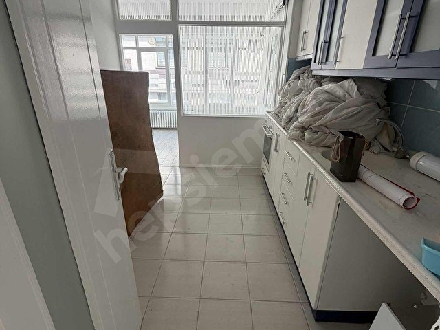 MÜKEMMEL KONUMDA KİRALIK 3+1 DAİRE - Görsel 30