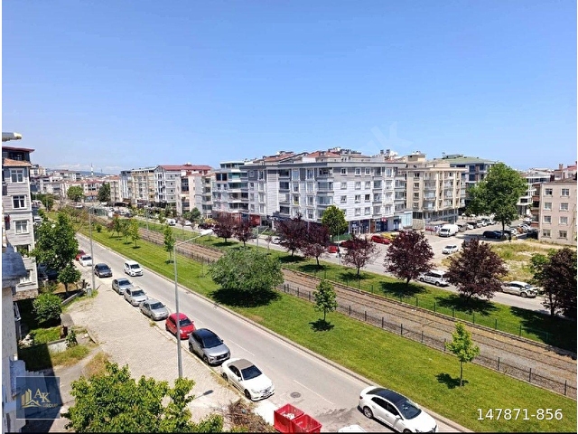 SAMSUN ATAKUM ÖMÜR EVLERİNDE KAT TAPULU TRAMVAYA CEPHE 3+1 SATILIK DAİRE - Görsel 14