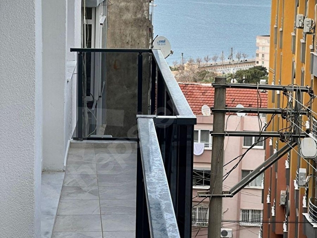 Hatay Metroya Adım Mesafesinde, Sıfırlanmış Lüks 3+1 Daire - Görsel 9