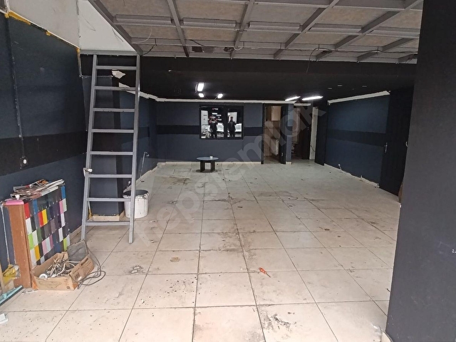 ELYAdan Şaşmaz Bulvarı Arkasında 320 m² Komple Kiralık Dükkan - Görsel 4