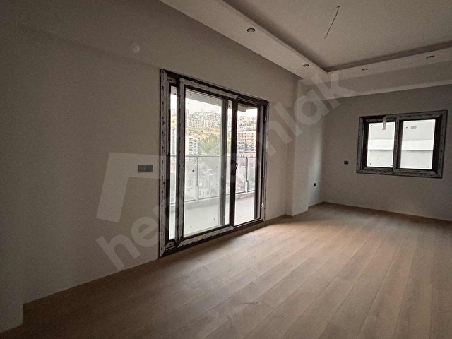 ÇİĞLİ / K.ÇİĞLİ MAH.ACİL SATILIK ARA KAT KAPALI MUTFAK 2+1 DAİRE - Görsel 19