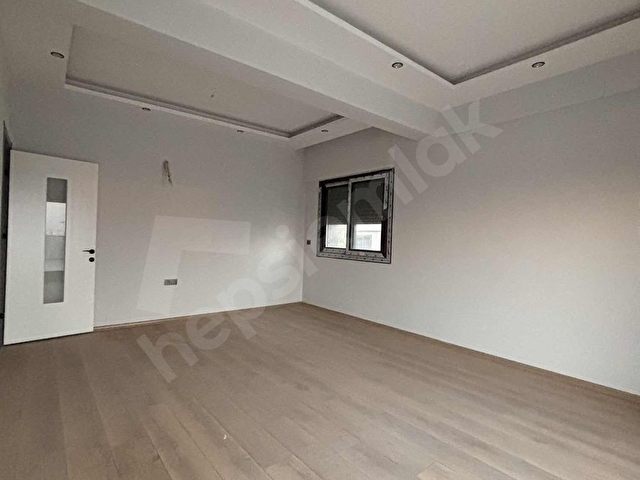 ÇİĞLİ / K.ÇİĞLİ MAH.ACİL SATILIK ARA KAT KAPALI MUTFAK 2+1 DAİRE - Görsel 8
