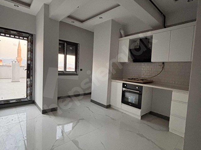 ÇİĞLİ / K.ÇİĞLİ MAH.ACİL SATILIK ARA KAT KAPALI MUTFAK 2+1 DAİRE - Görsel 11