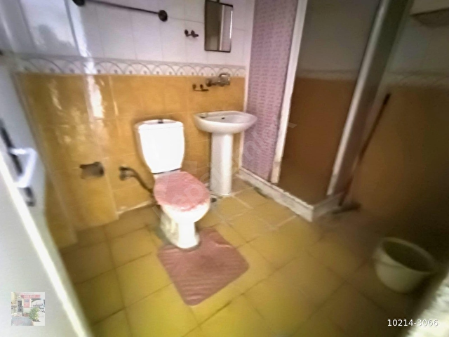 DEMETEVLER, 1. CADDEDE, AİLE APARTMANINDA, SATILIK 3+1 DAİRE - Görsel 27