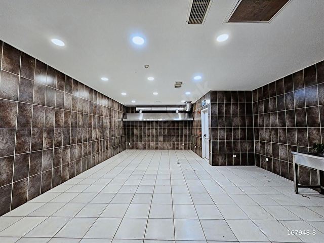 Şerifali Ticaride İskanlı Prestijli Tek Katta 1200 M2 Plaza Katı - Görsel 26