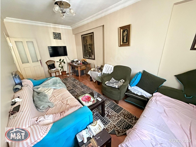 Bahçelievler Camlıkahvede 19 Yıllık Binada 2+1 Satılık Daire - Görsel 2