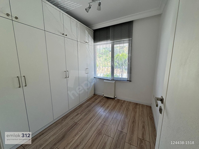 Aşıkpaşa Mah. Özel Tasarım 130m² Teras Balkonlu 3+1 Fırsat Daire - Görsel 28