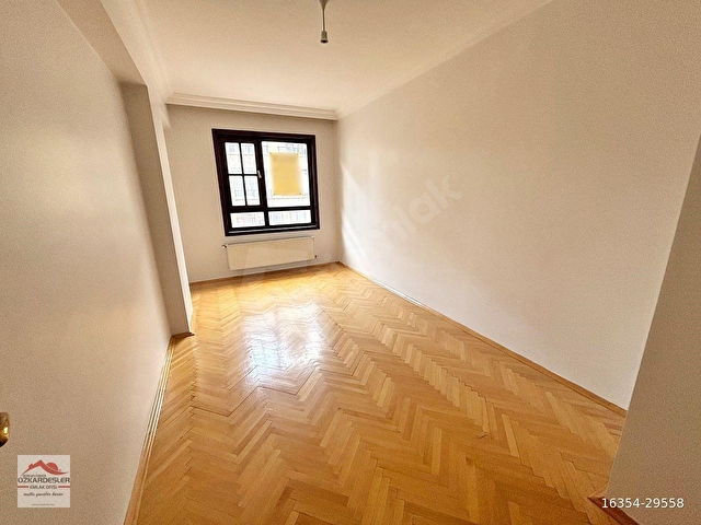 SÜLEYMANİYE CADDESİNE YÜRÜME MESAFESİNDE GENİŞ KATTA 3+1 KİRALIK - Görsel 8