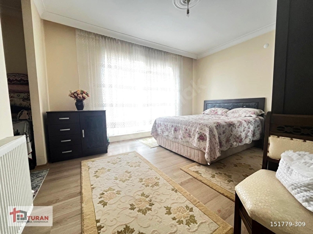 PAZAR YERİ YANI & SEYRANİ GÖBEKTE -SİTE İÇİNDE-150 m2 3+1 DAİRE - Görsel 19