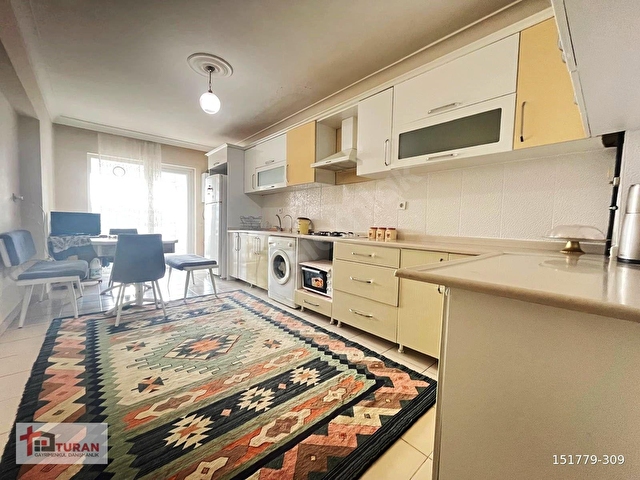 PAZAR YERİ YANI & SEYRANİ GÖBEKTE -SİTE İÇİNDE-150 m2 3+1 DAİRE - Görsel 2