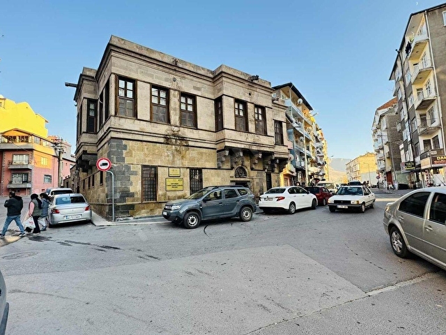 *ŞEHRİN KALBİNDE SON 1 ADET KALAN ARA KAT EŞYALI* FIRSAT DAİRESİ - Görsel 24