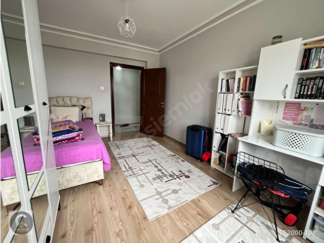 BOŞŞ  ÇAĞLAYANDAN KARAPÜRÇEK MAH. GENÇ BİNA ASANSÖRLÜ ARA KATTA YAPILI GENİŞ 3+1 DAİRE - Görsel 29