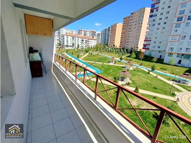 METRO KARŞISI GENİŞ FERAH ARA KATTA EBEVEYN BANYOLU 3+1 SATILIK DAİRE - Görsel 6