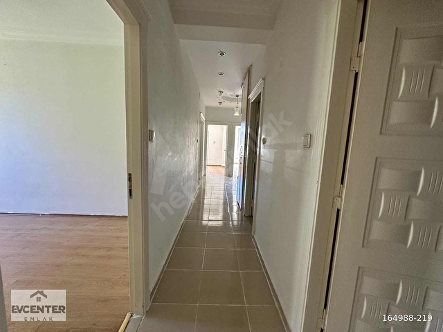 !YEDİTEPEDE MERKEZİ KONUMDA 3+1 SATILIK GENİŞ DAİRE! - Görsel 26