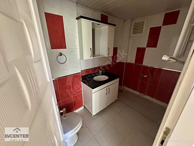 !YEDİTEPEDE MERKEZİ KONUMDA 3+1 SATILIK GENİŞ DAİRE! - Görsel 16